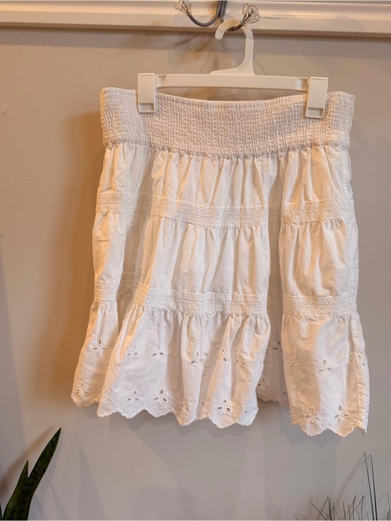 GAP Dresses & Skirts - Gap White Tiered Eyelet Cotton Skirt medium